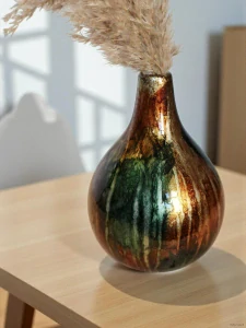 Lesklá zelenozlatá váza