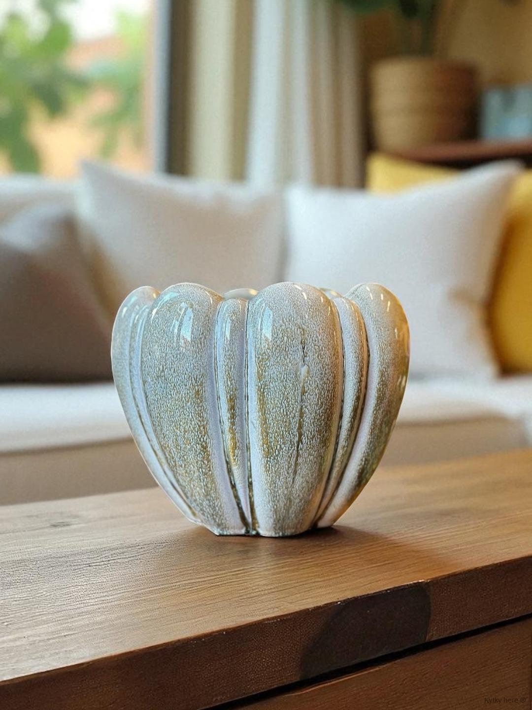 Inga Green Pot Round