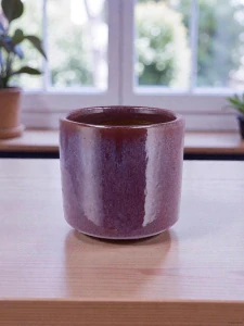 Keramický květináč fialový