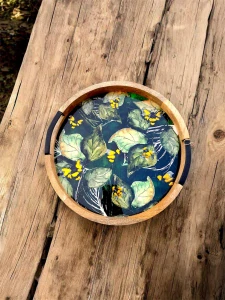 Podnos designed by Lammie - Bee Green