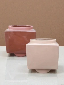 Hranatý keramický obal