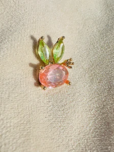 Brož ve tvaru králíčka