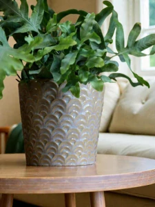 Keramický květináč krémový