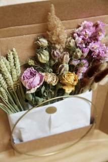 DIY dekorativní kruh 